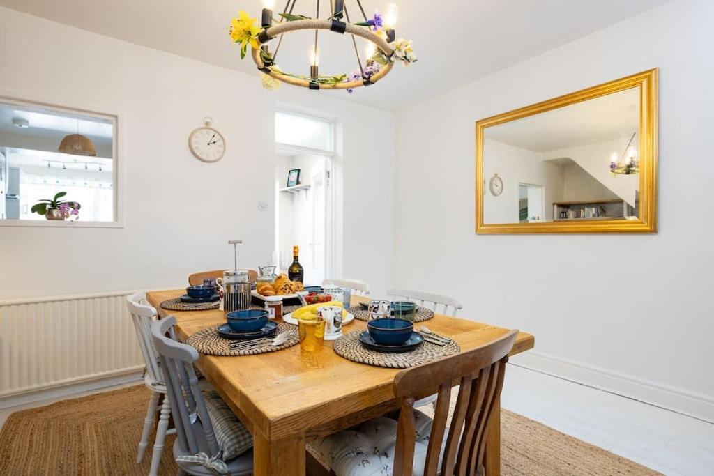 Pure B - Welcoming Bath City 3 Bed House Free Parking & Wifi Extérieur photo