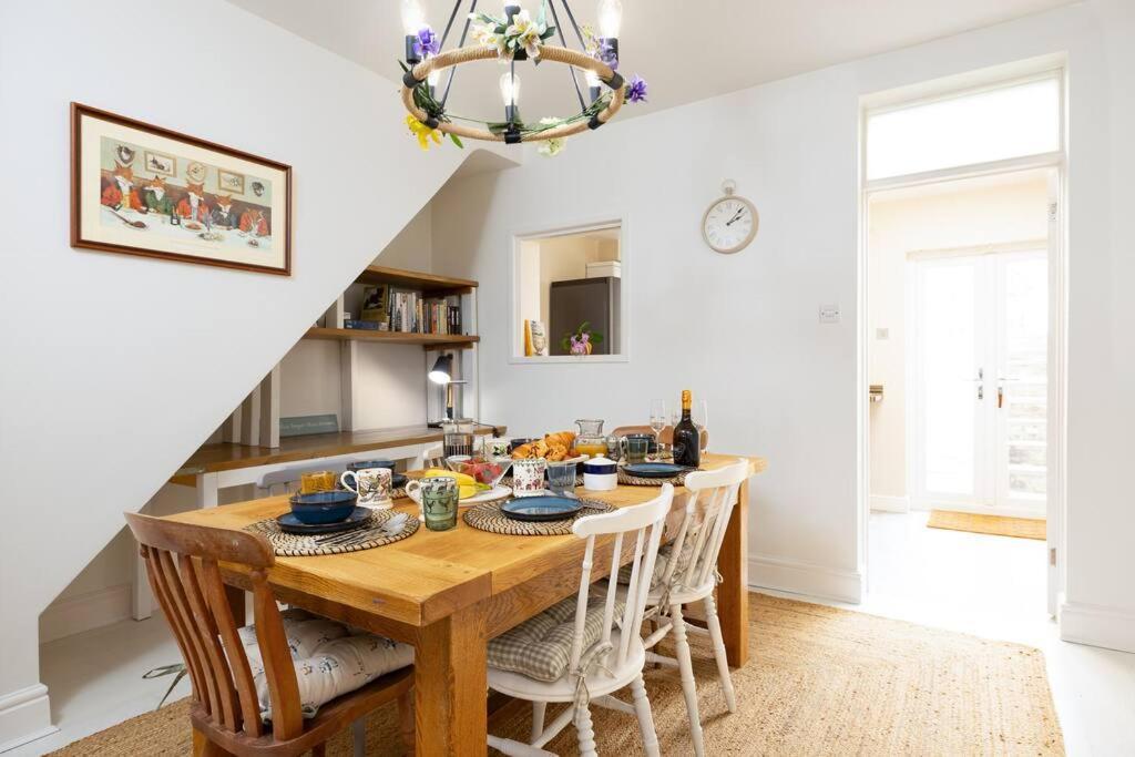 Pure B - Welcoming Bath City 3 Bed House Free Parking & Wifi Extérieur photo