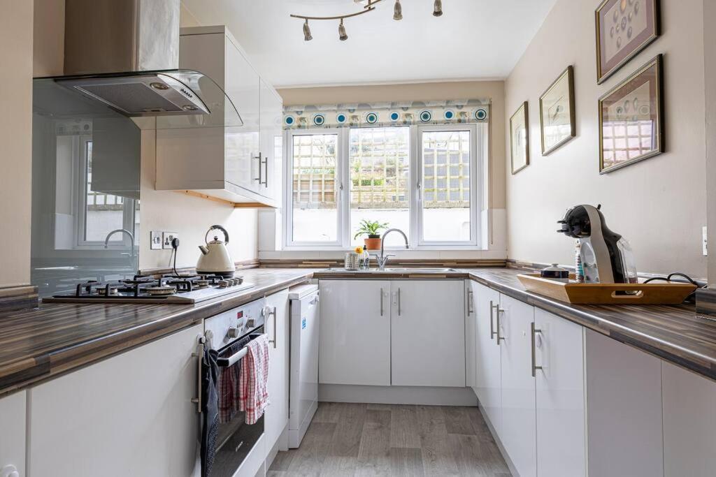 Pure B - Welcoming Bath City 3 Bed House Free Parking & Wifi Extérieur photo