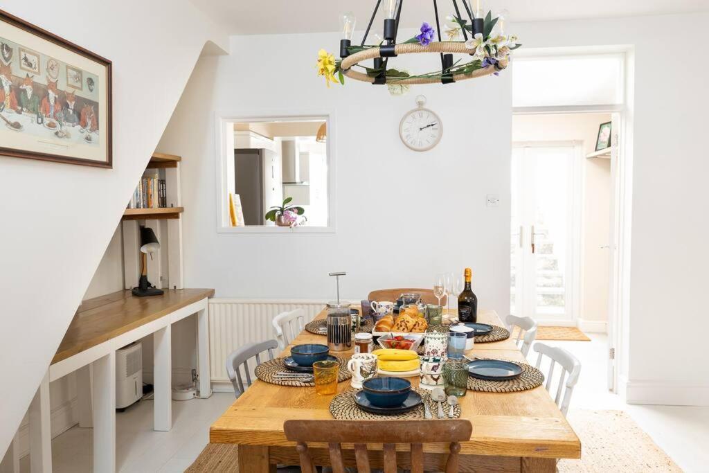 Pure B - Welcoming Bath City 3 Bed House Free Parking & Wifi Extérieur photo